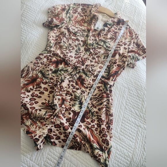 Urban outfitters safari print romper - Picture 10 of 16